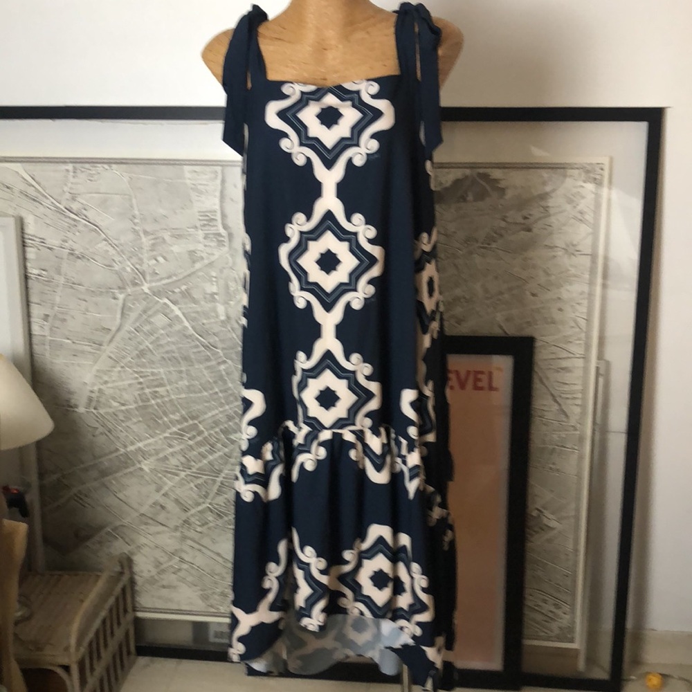 LAVI by MAJO LEVI
 Navy and White Geometric Print Dress Size L